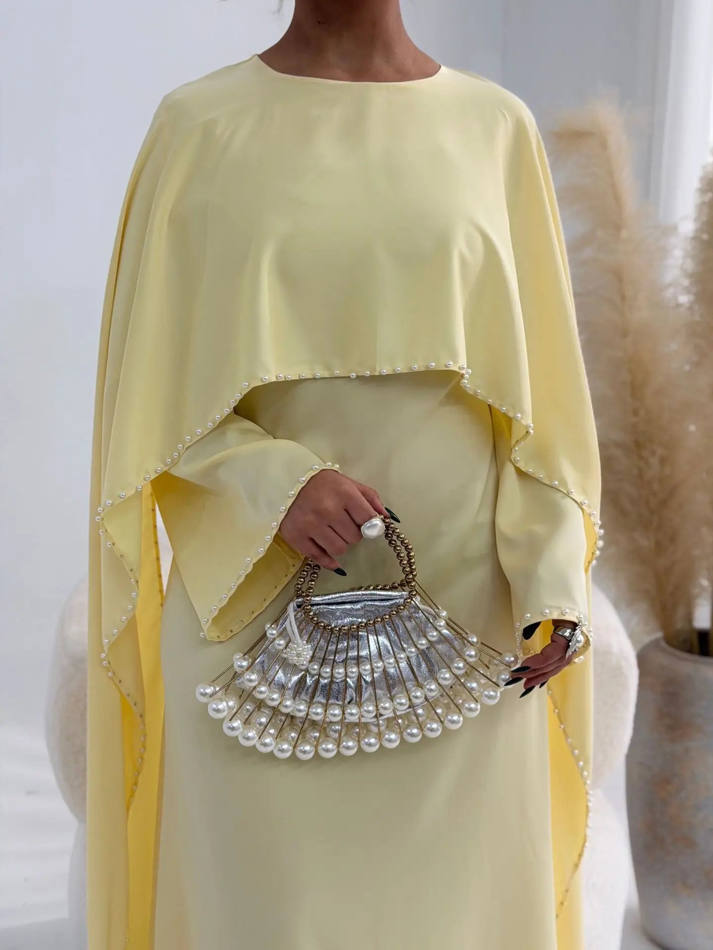 Nooré Beaded Cape Abaya