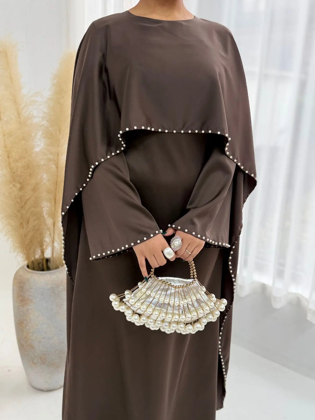 Nooré Beaded Cape Abaya