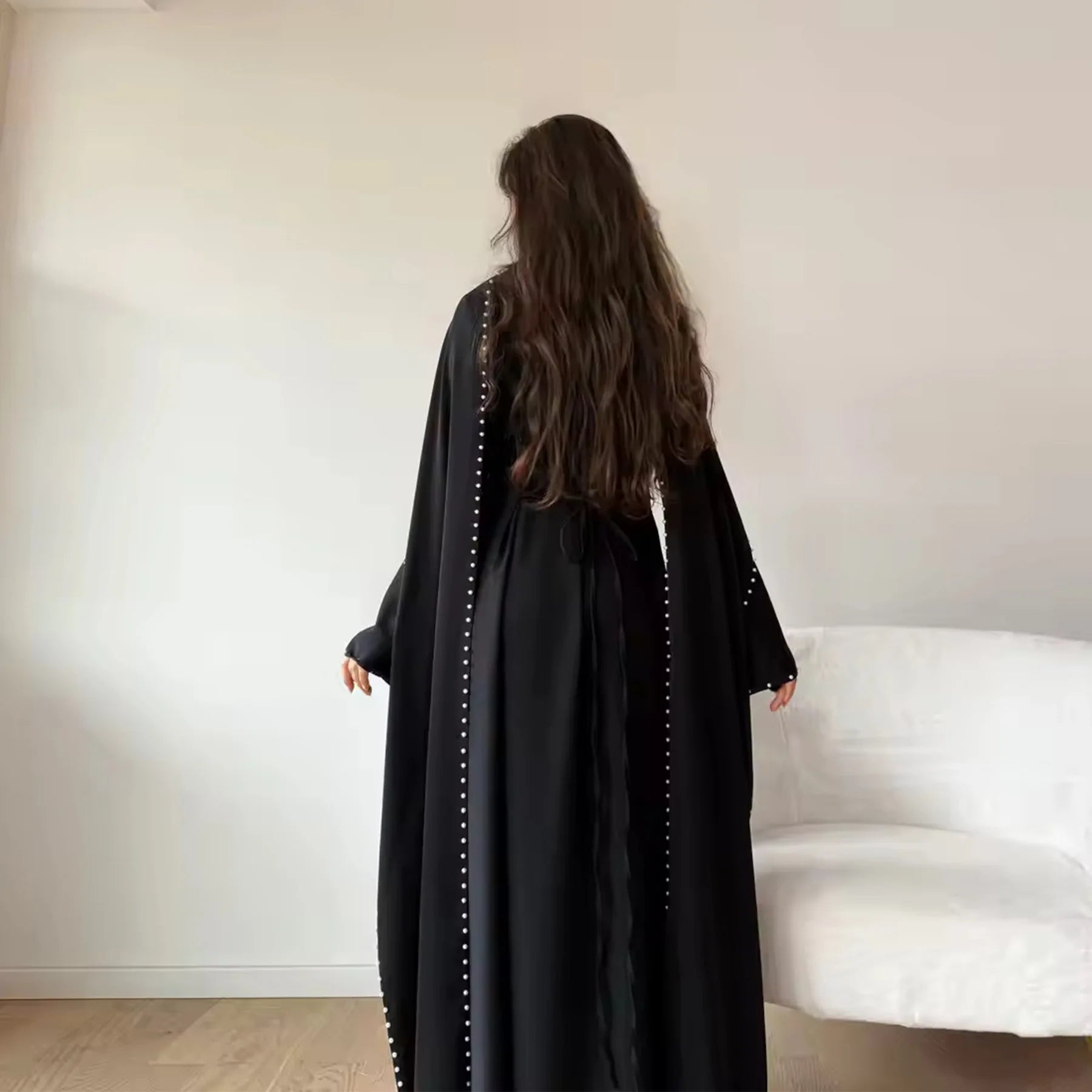 Nooré Beaded Cape Abaya