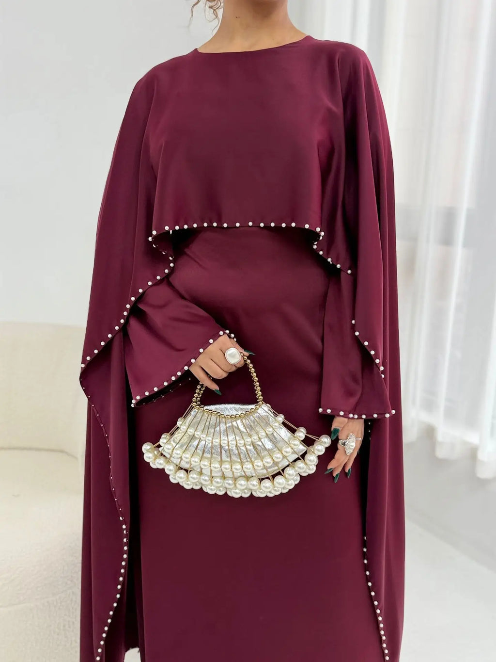 Nooré Beaded Cape Abaya