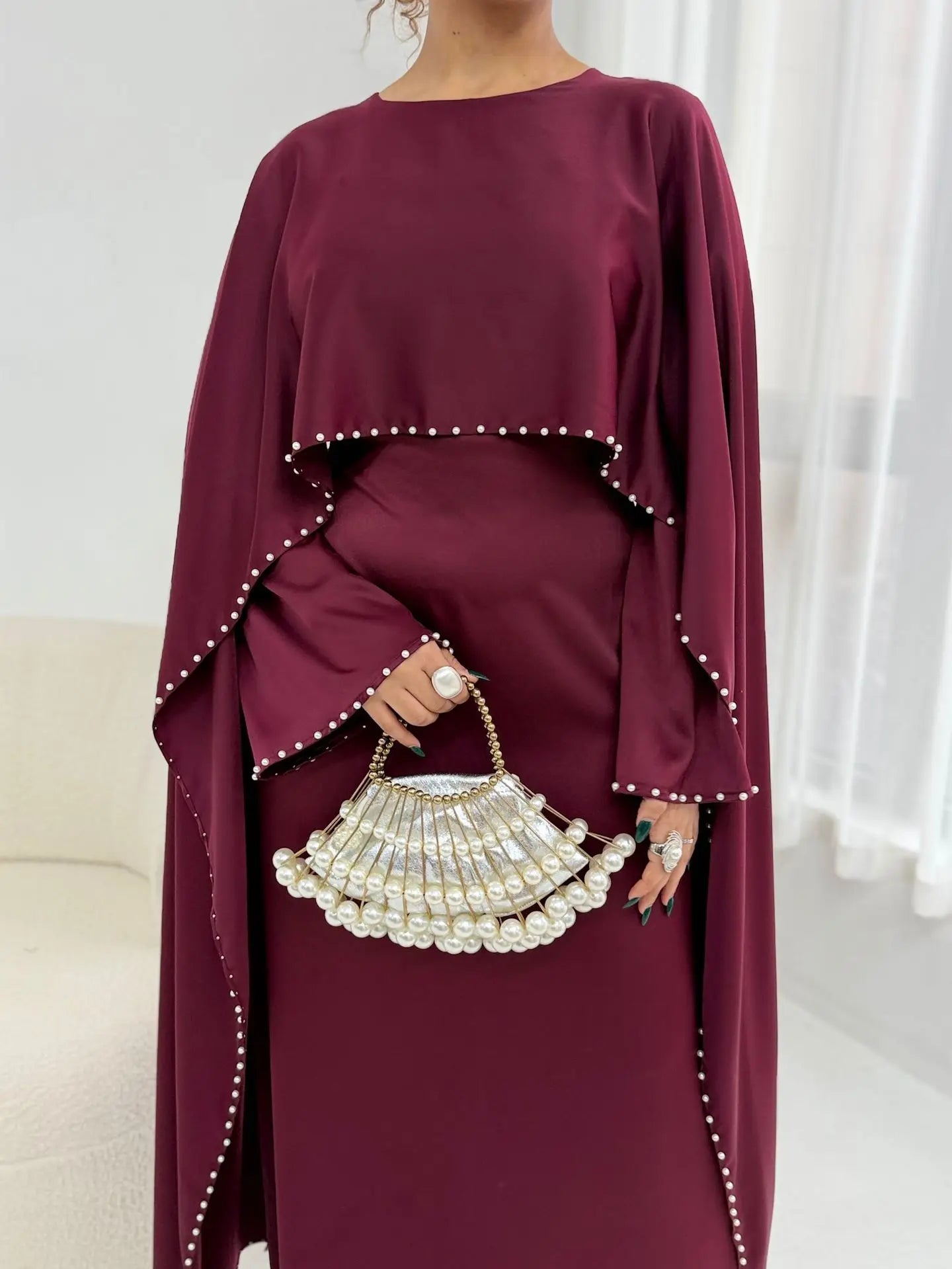 Nooré Beaded Cape Abaya