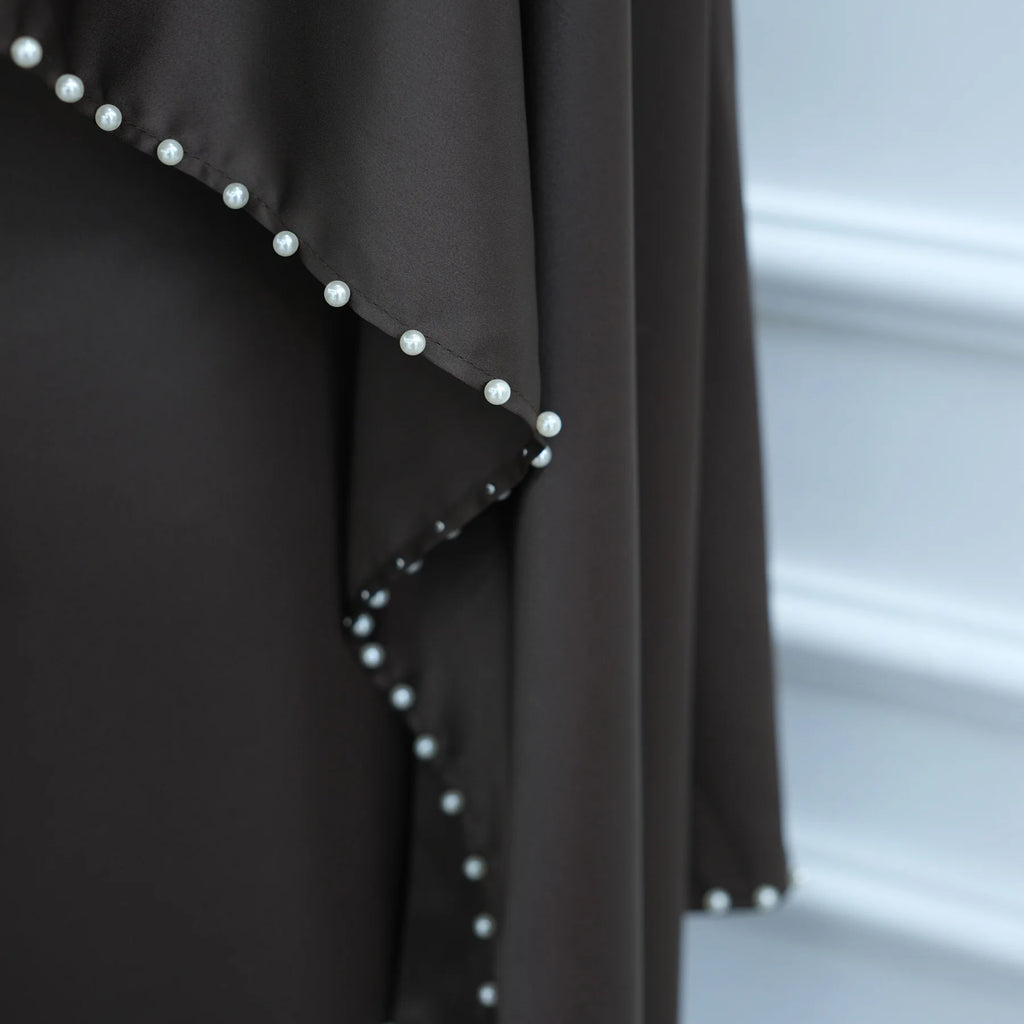 Nooré Beaded Cape Abaya