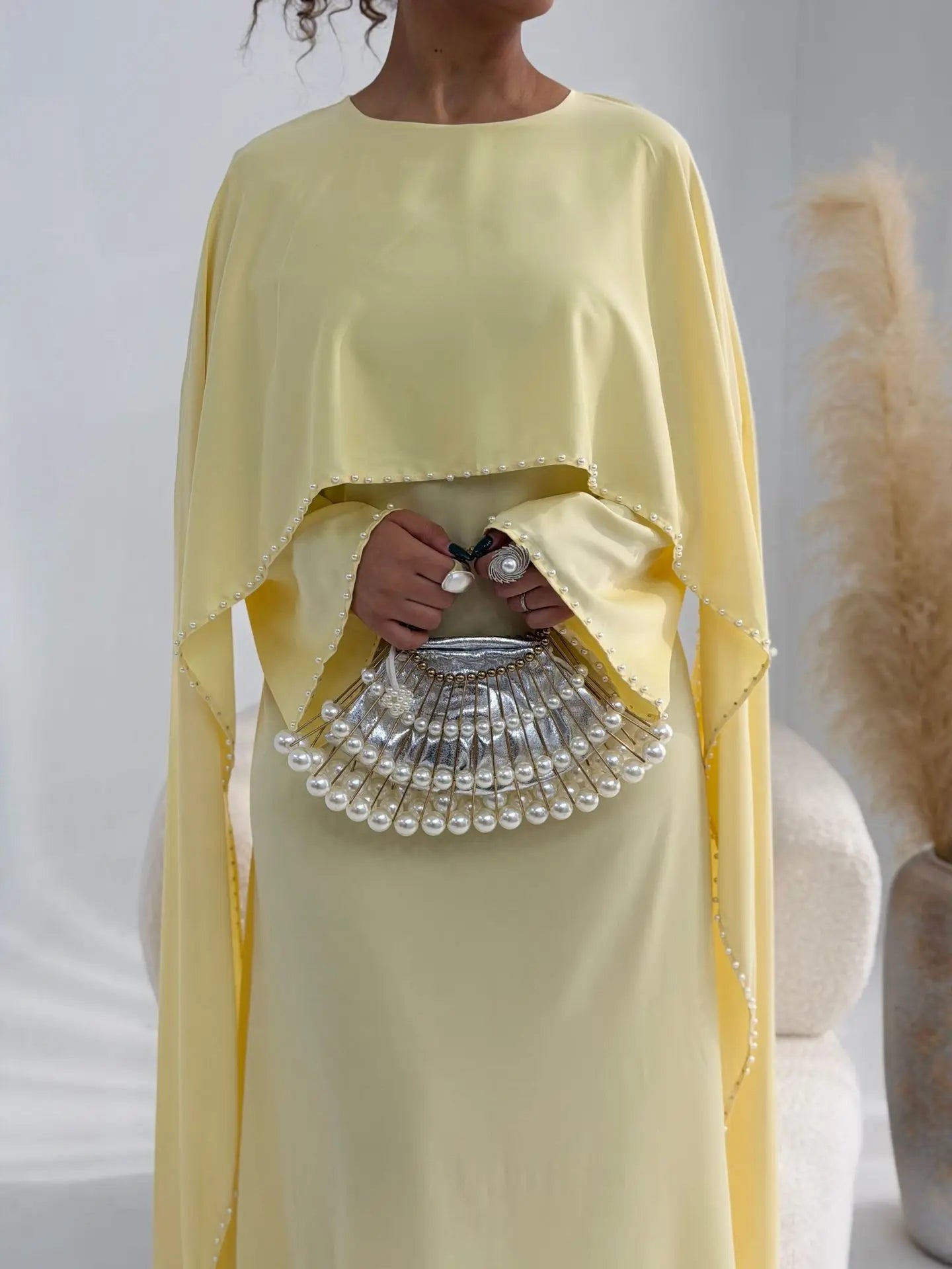 Nooré Beaded Cape Abaya